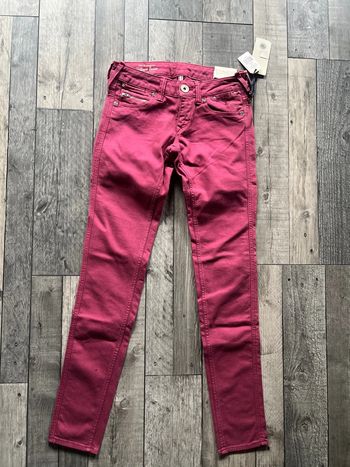 Superbe jeans neuf ( prix fix )