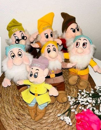 Lot peluche Disney 