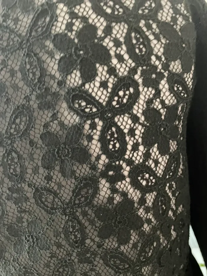 💎Petite pépite, magnifique gilet noir scintillant dos dentelle neuf en 40 de la boutique Breal - photo numéro 2
