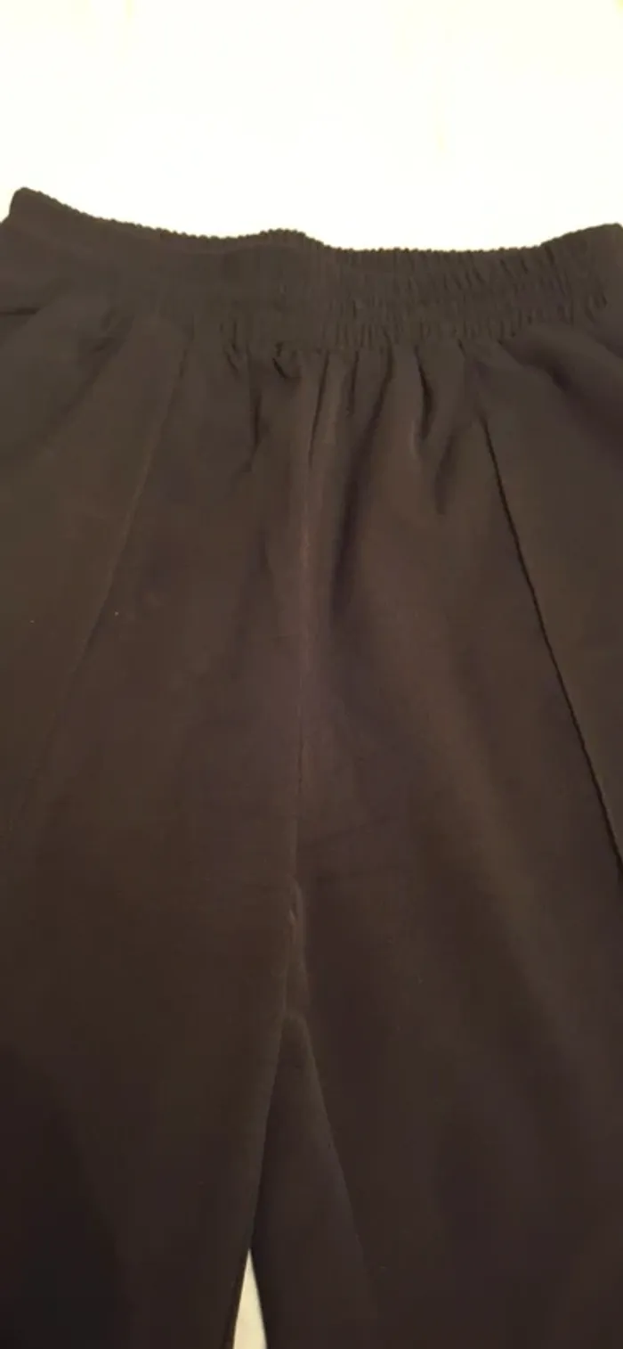 Pantalon noir jambes larges taille m - photo numéro 3