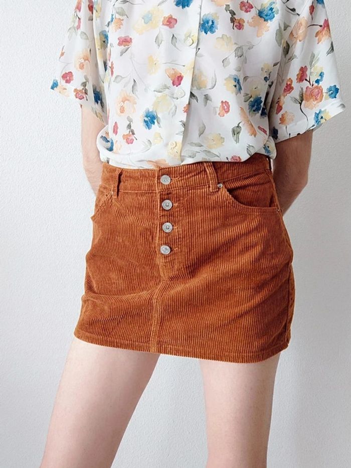 Mini-jupe droite velours côtelé camel / Jennyfer - 38/M - photo numéro 4