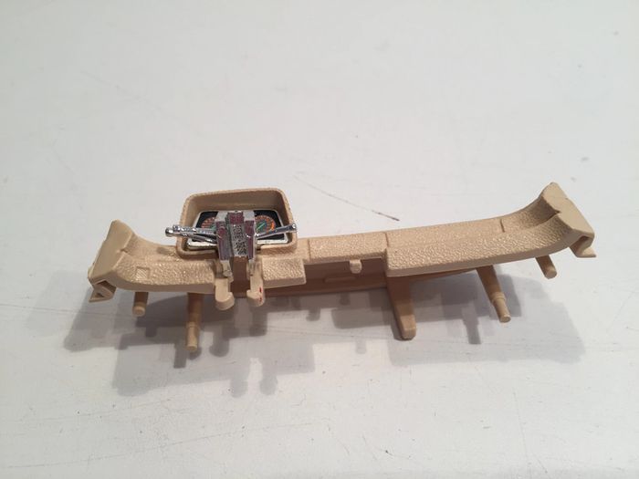 Tableau de bord pièce détachée miniature Burago Ferrari 348 tb 1989 1/18 1/18e 1/18ème #A7 - photo numéro 2