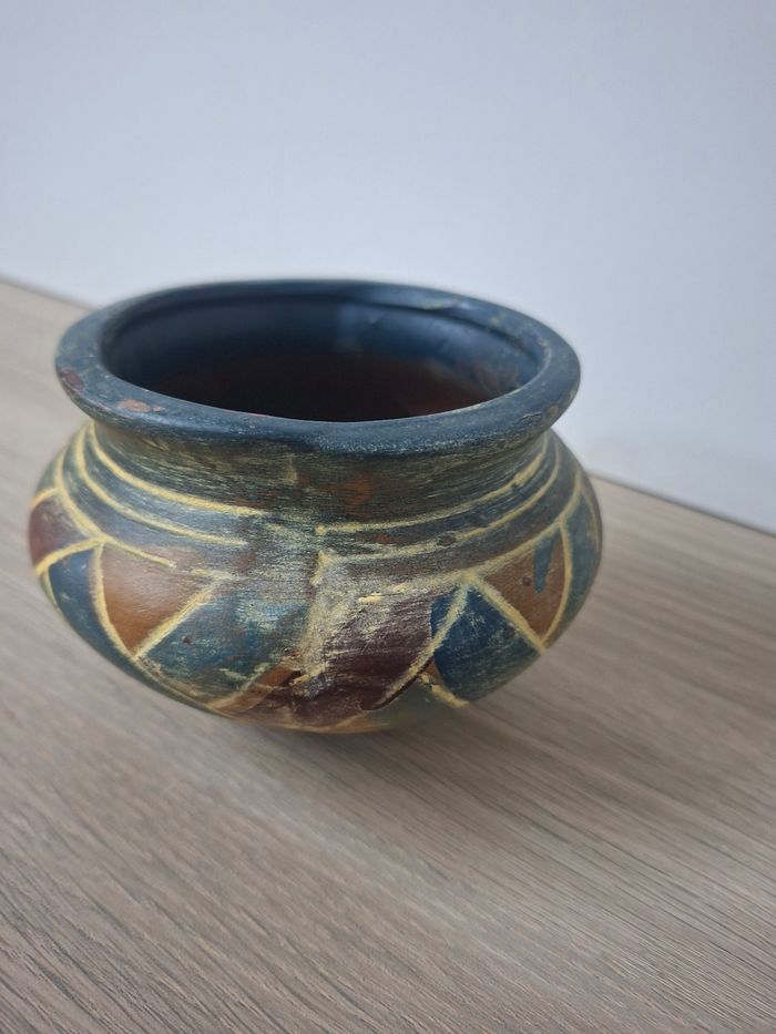 Ancienne poterie africaine fait main - photo numéro 3