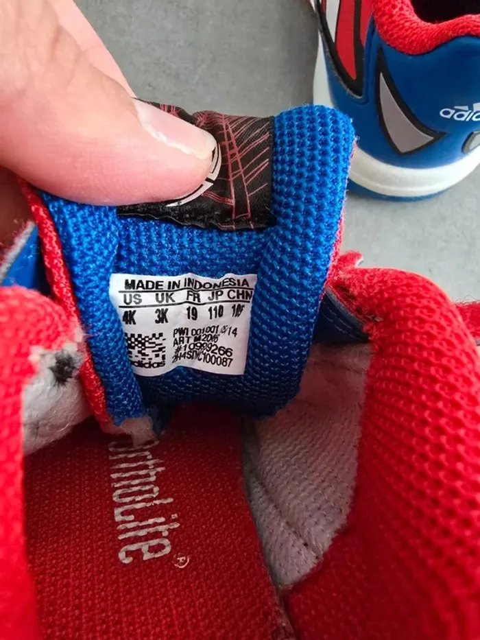 Basket Adidas spiderman - photo numéro 6