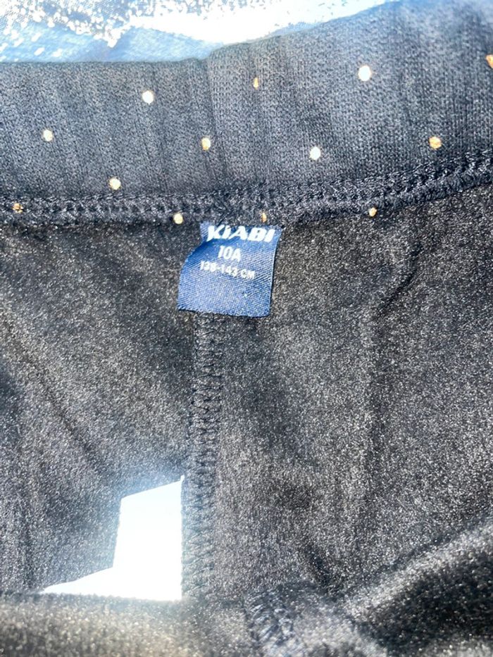 🩷 Pantalon molletonné taille 10 ans kiabi 🩷 - photo numéro 3