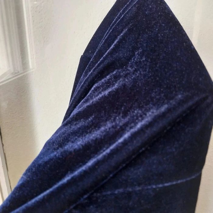 Magnifique jupe style velours taille 56 neuve - photo numéro 2