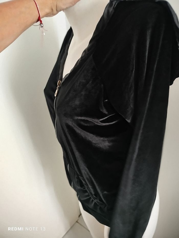 #kytie40femme. Veste a capuche taille 40 - photo numéro 4