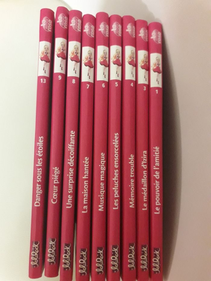 Lot de 9 livres Lolirock - photo numéro 2