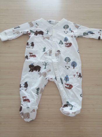 Pyjama 100% Coton. 3 mois H&M. Très bon état