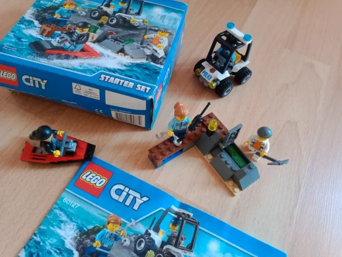 Lego 60127 L'ensemble de démarrage de la prison en haute mer - photo numéro 2
