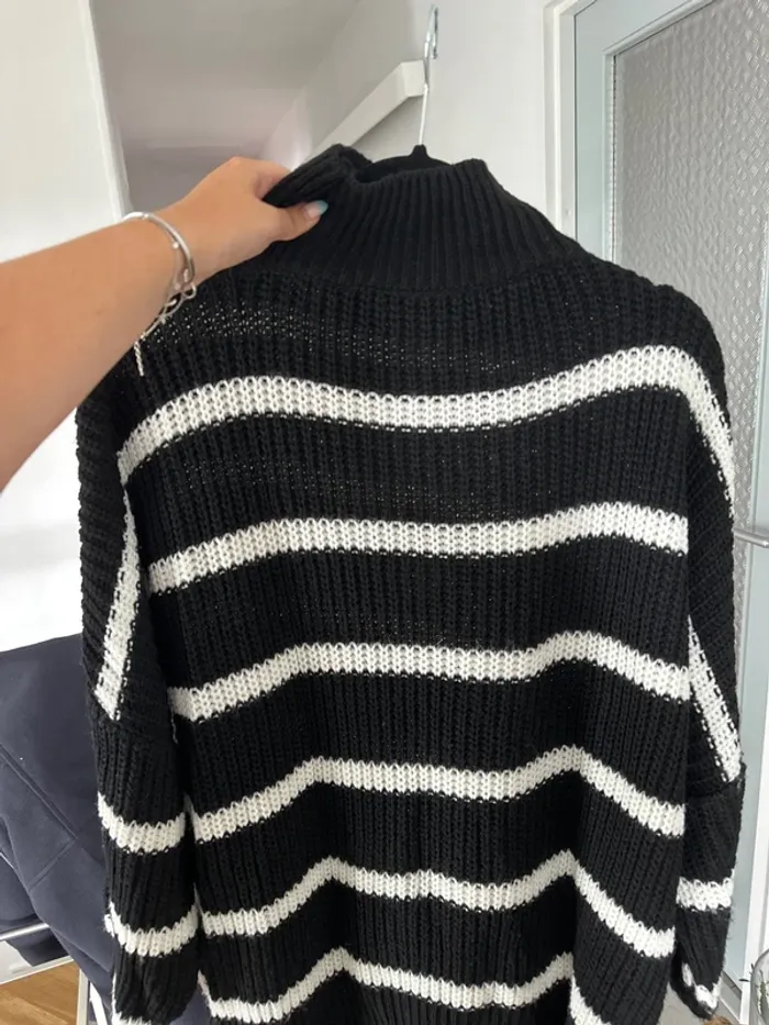Pull marinière noir et blanc - photo numéro 4