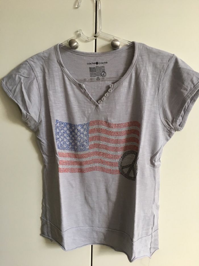 Tee-Shirt Cache Cache