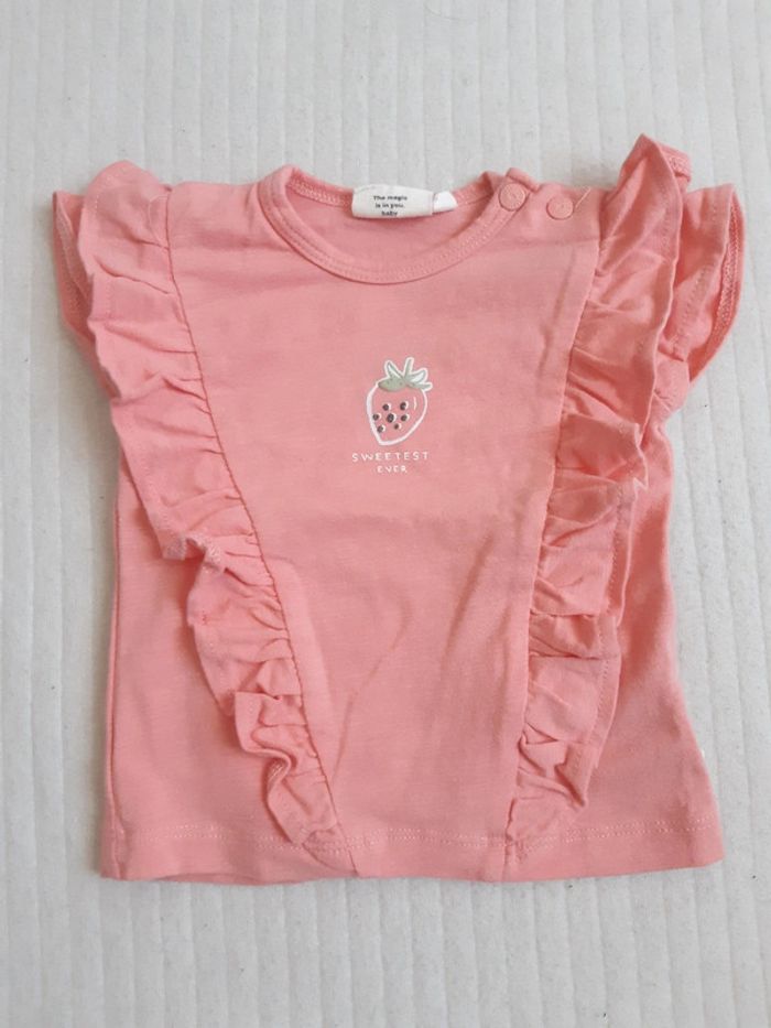Tenue haut rose et short 3 mois - photo numéro 3