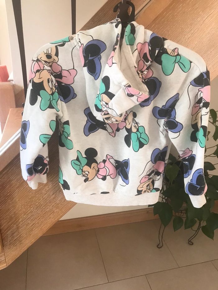 Sweat capuche fille disney 5/6 ans - photo numéro 2