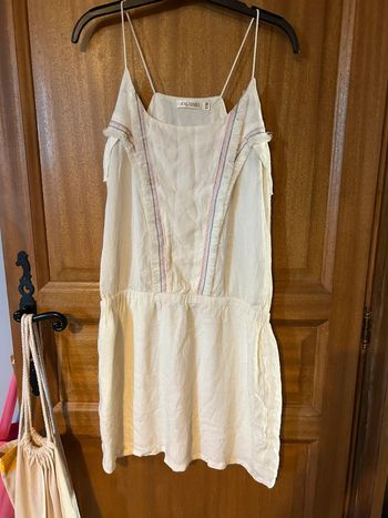 Robe blanc cassé