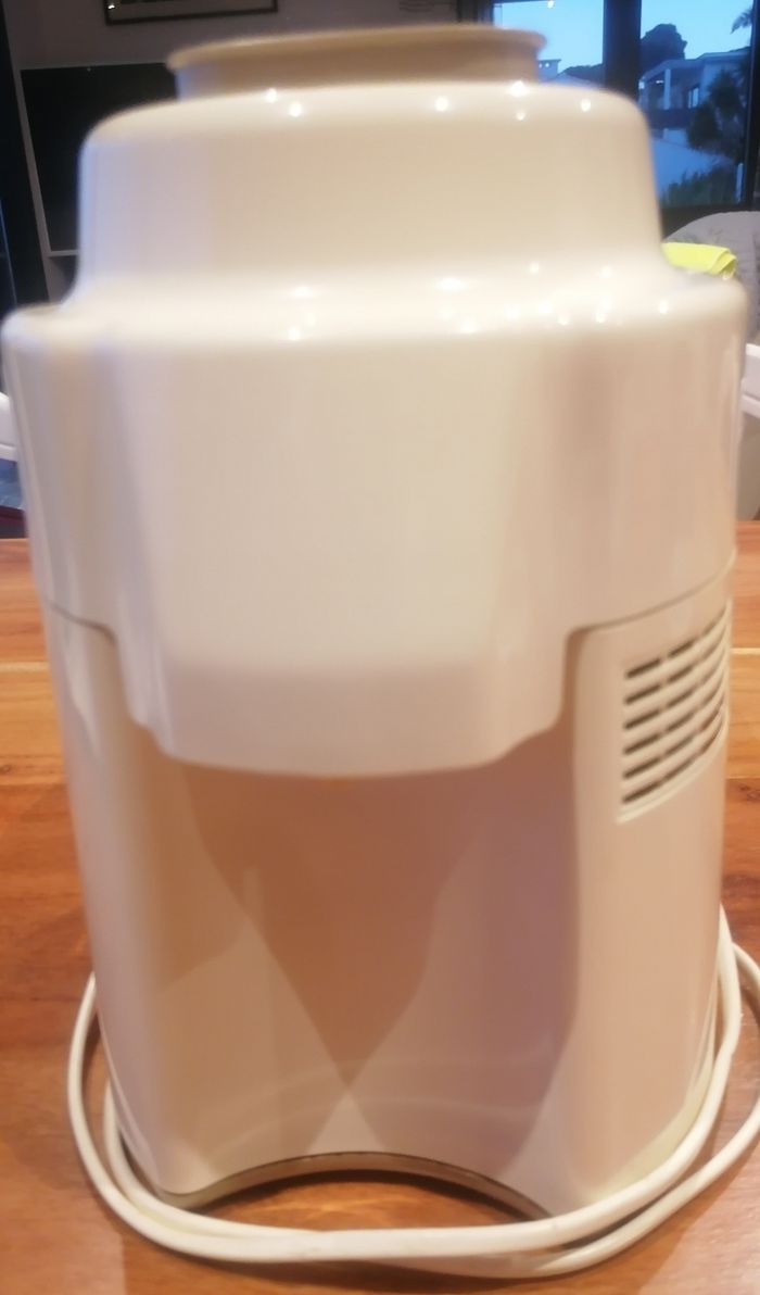 Centrifugeuse à fruits & légumes de marque Moulinex très bon état peu servi - photo numéro 2