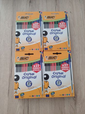 Stylos bic cristal