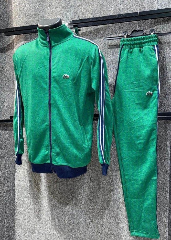 Ensemble Lacoste – Nouvelle collection – Taille XXL – Neuf - photo numéro 1