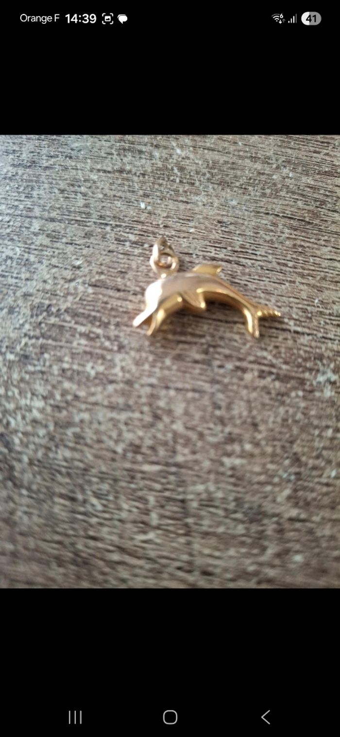Pendentif dauphin 🐬 plaqué or