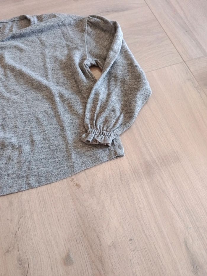 Pull gris - photo numéro 3