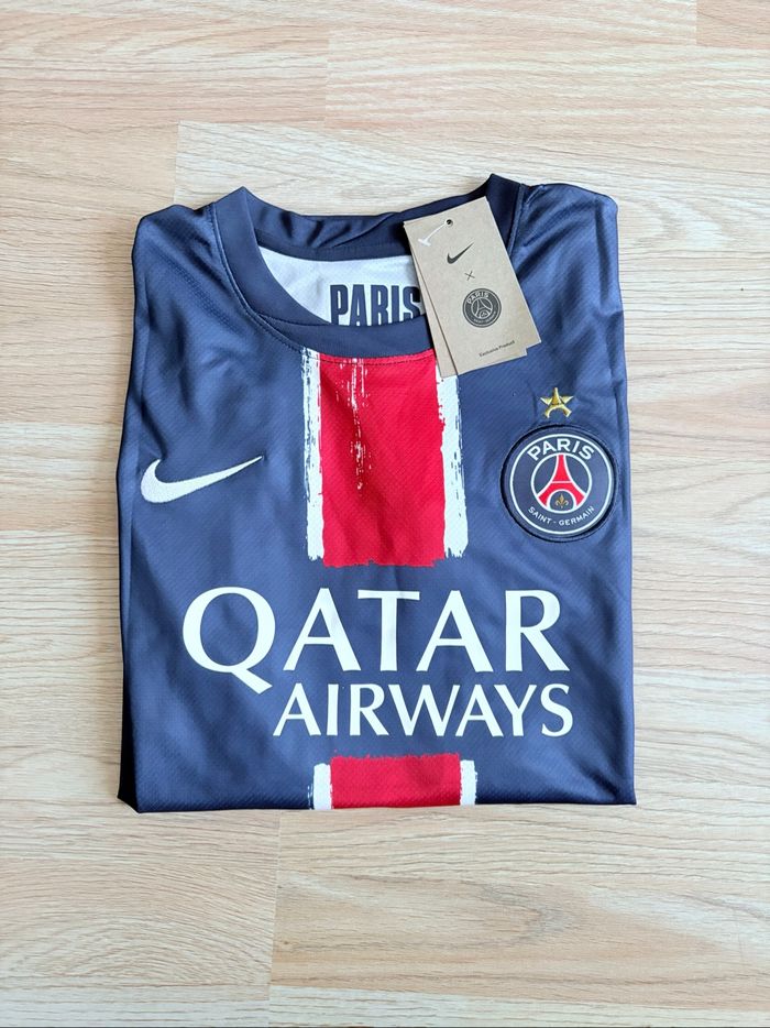 Maillot de foot PSG - photo numéro 6