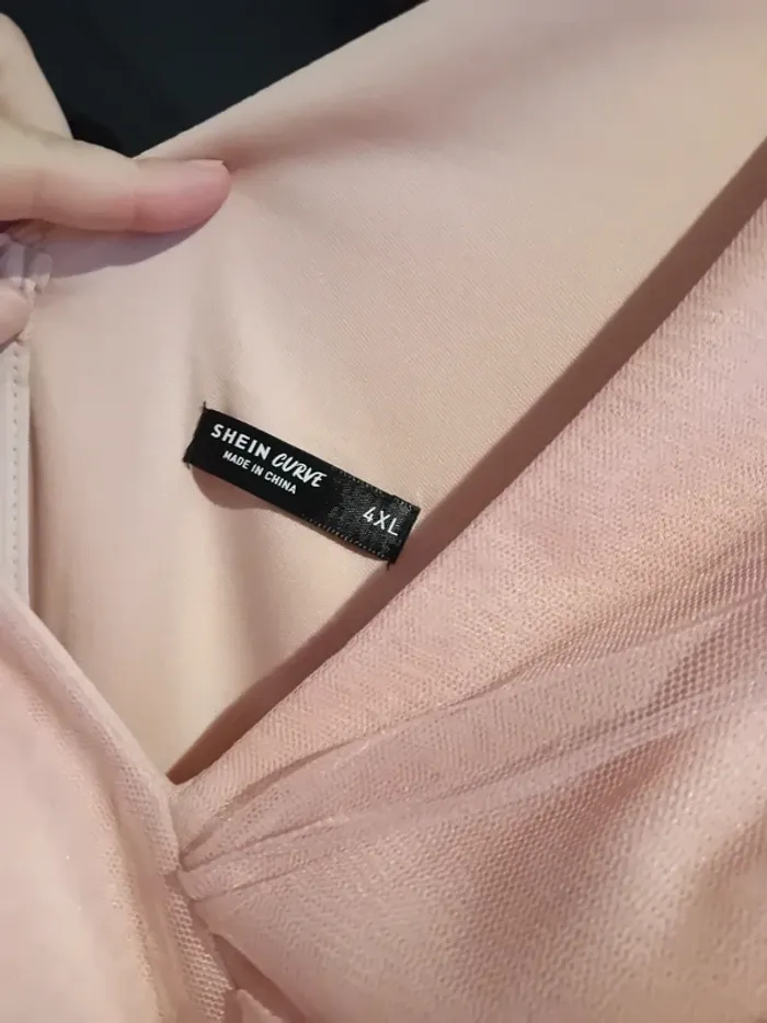 Robe de cocktail - photo numéro 3