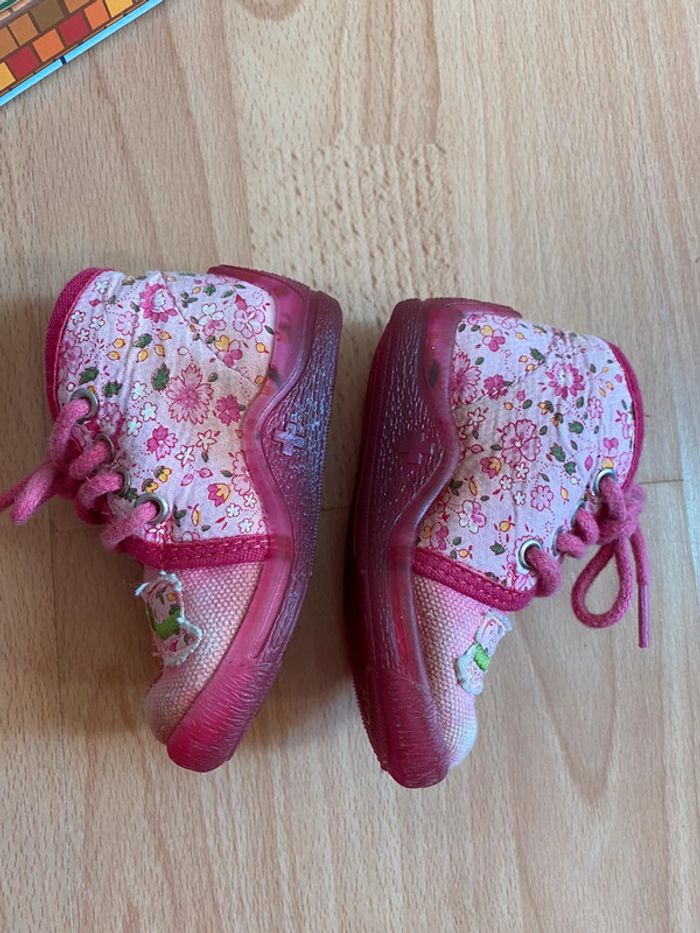 Jolie paire de chaussons roses Bellamy T. 20 fille - photo numéro 4