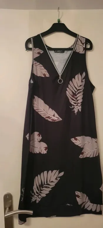 Robe droite courte Sheilay