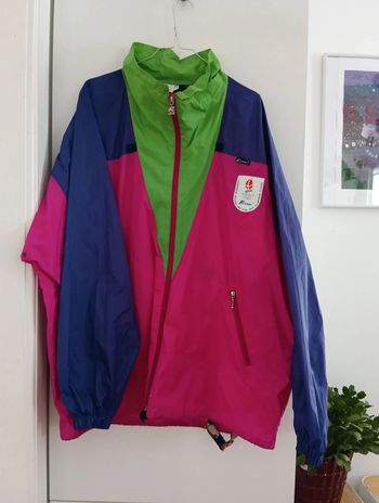 Kway multicolore vintage international 
Jeux Olympiques d' Albertville 1992
Taille XL