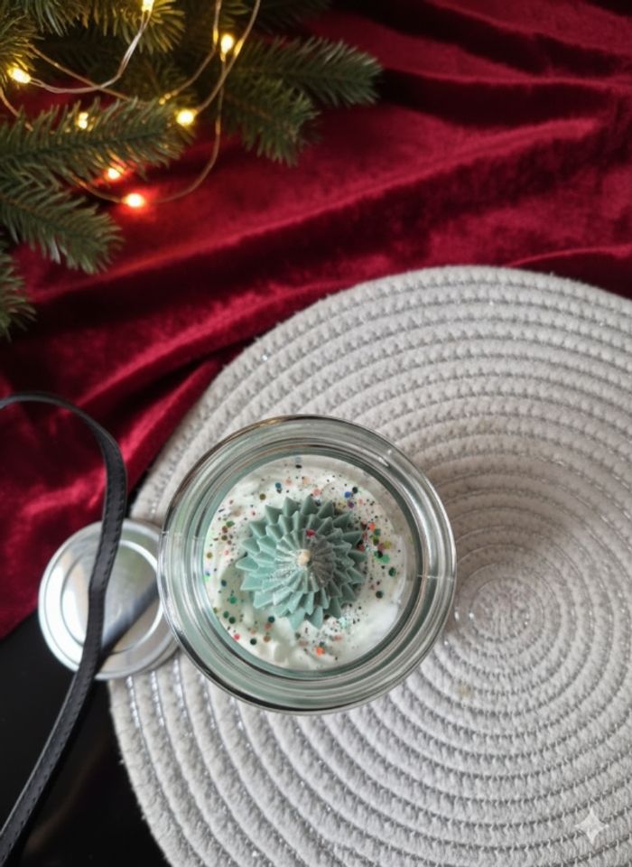 Bougie avec sapin de Noël - photo numéro 2