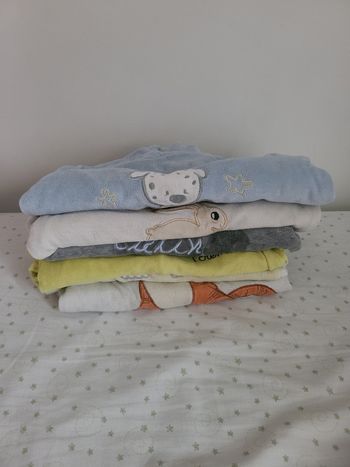 Lot pyjama grenouillère 12 mois