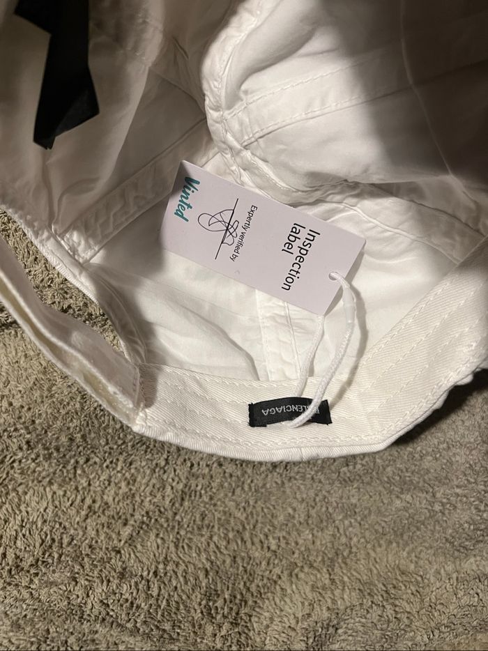 Casquette balenciaga authentique - photo numéro 3