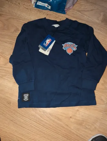 T-shirt Zara NBA Knicks 6-7 ans