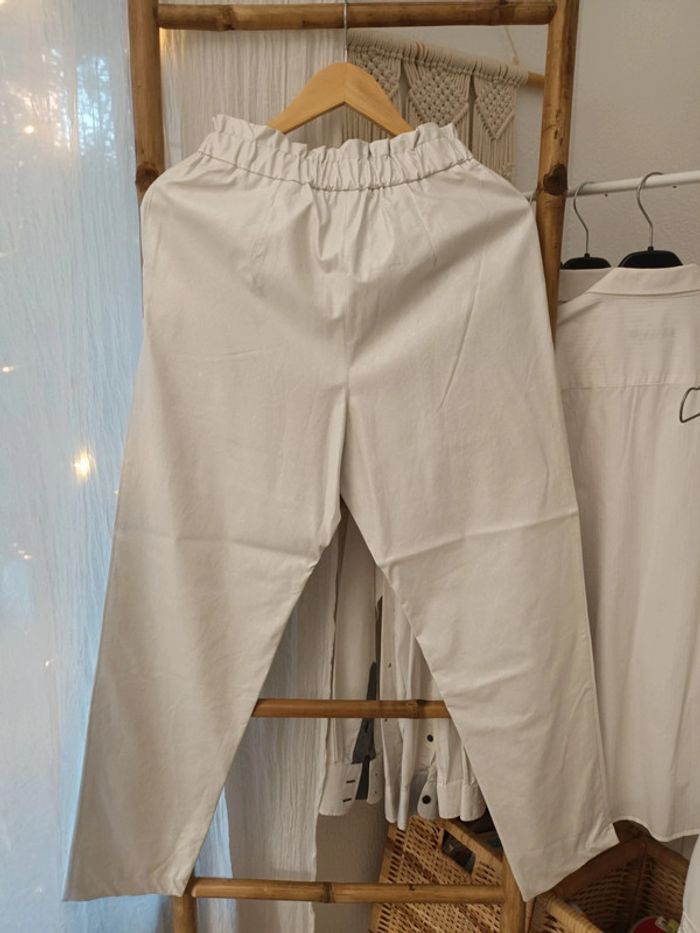 Pantalon style chino en simili cuir brillant neuf taille S - photo numéro 6