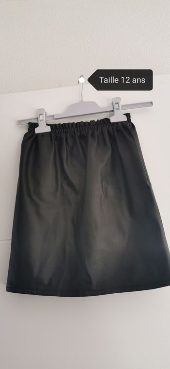 Jupe Simili cuir taille 12 ans