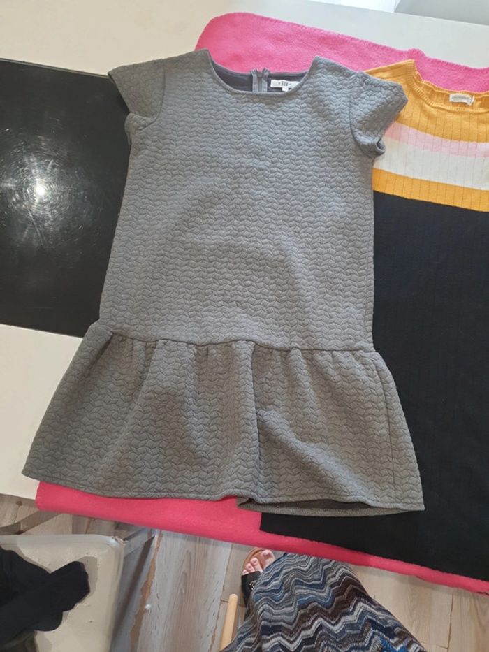 Lot de deux robes - photo numéro 2