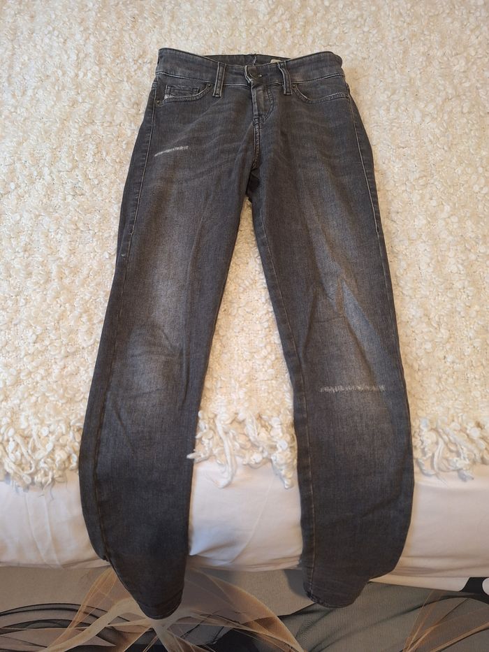 Jean diesel slim gris