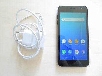 Téléphone Samsung Galaxy J2 core noir - 8 Go