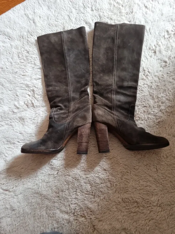 Bottes 👢 Hugo Boss - photo numéro 2