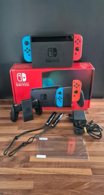 Console Nintendo switch avec boîte