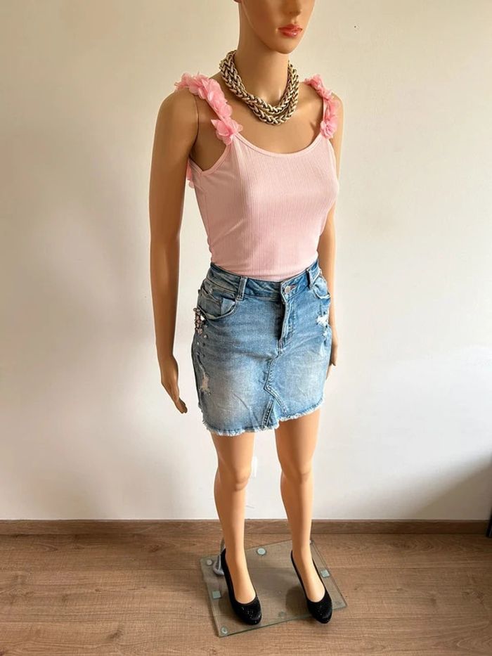 Jupe en jean bleu avec strass et perles Morgan taille 38 TBE - photo numéro 4