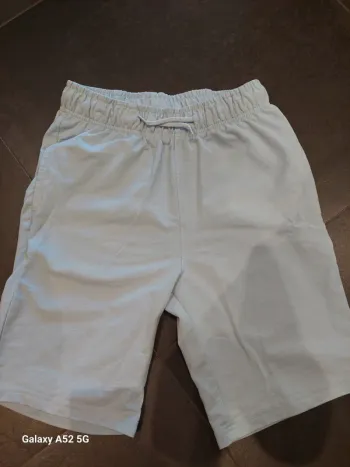 Short gémo taille 12 ans excellent état