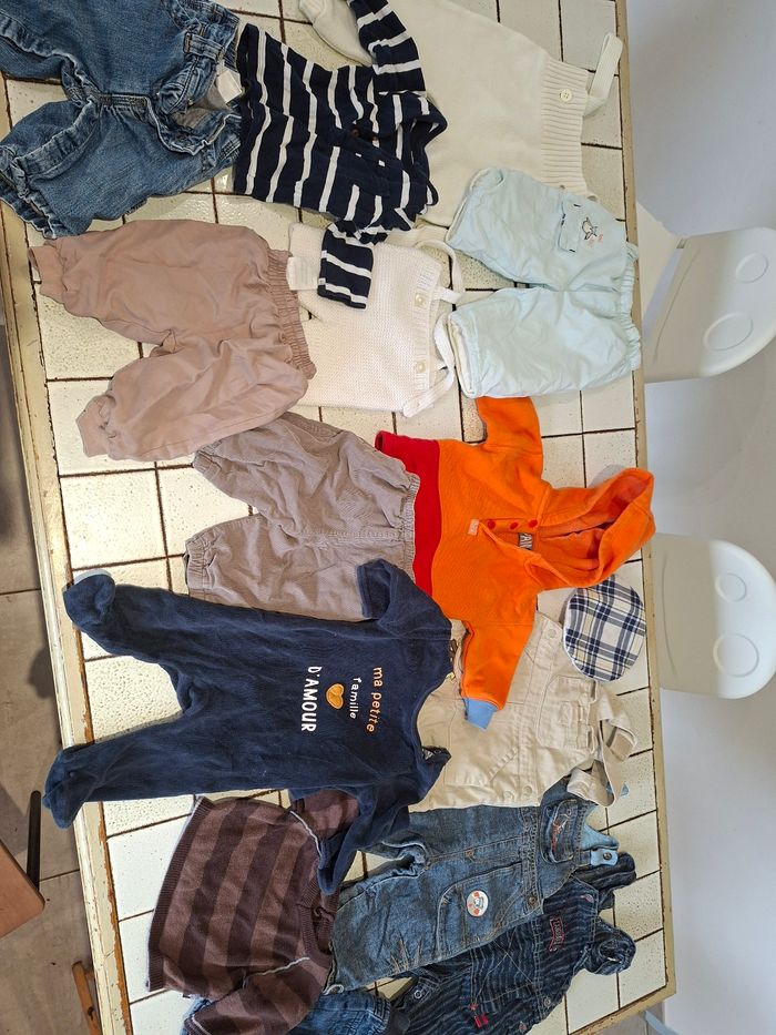 Lot vêtements 3 mois