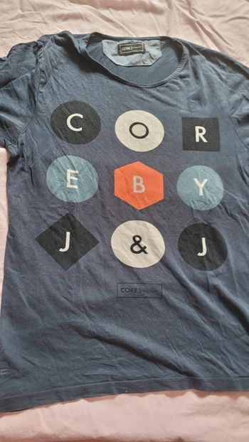 Tee-shirt