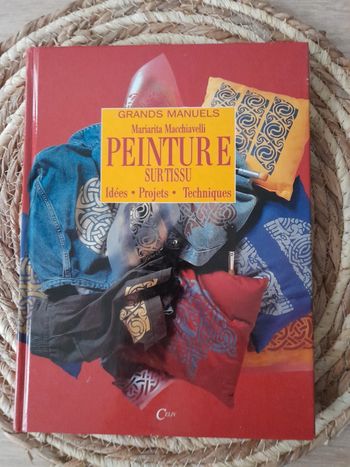 Livre "Peinture sur tissu"
