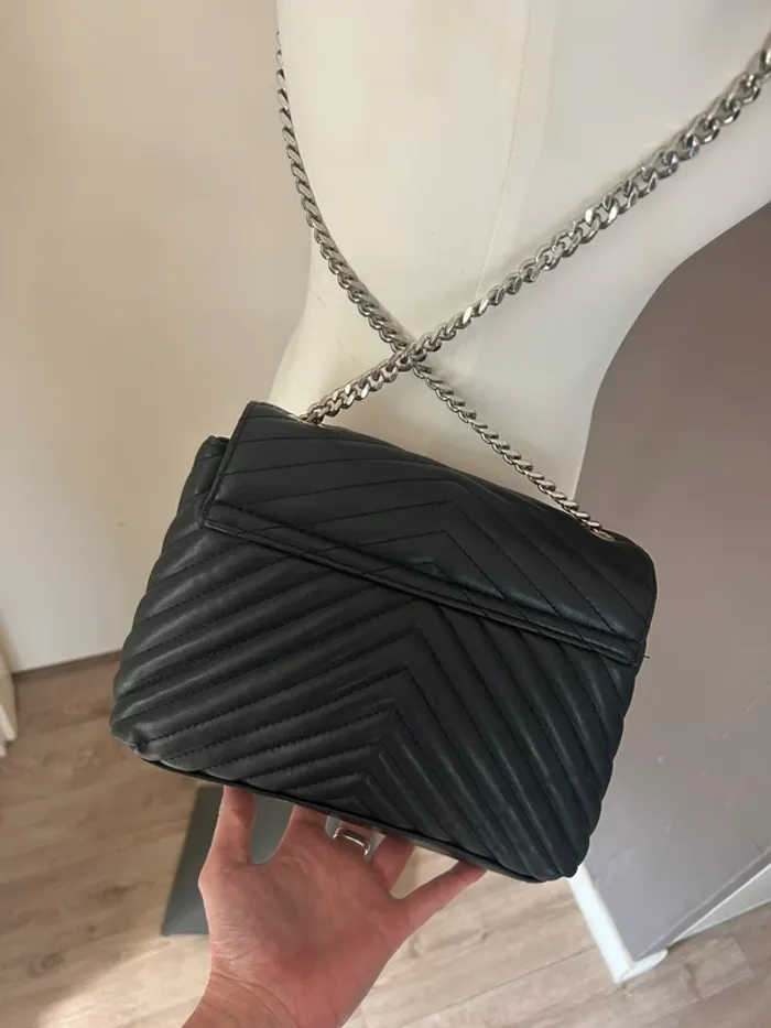 Bershka, sac enveloppe noir anse chaîne argenté - photo numéro 8