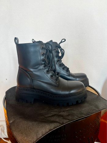 Bottine noire
