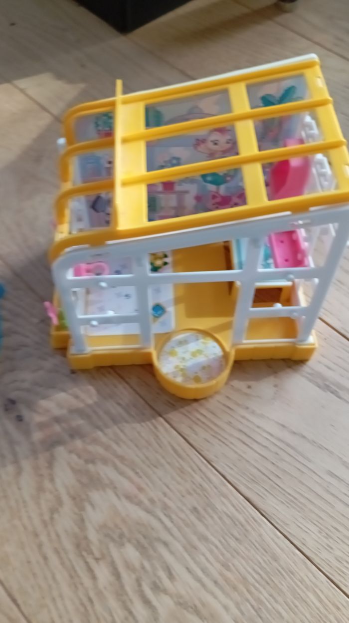 Patinoire et fleuriste PinyPon - photo numéro 3