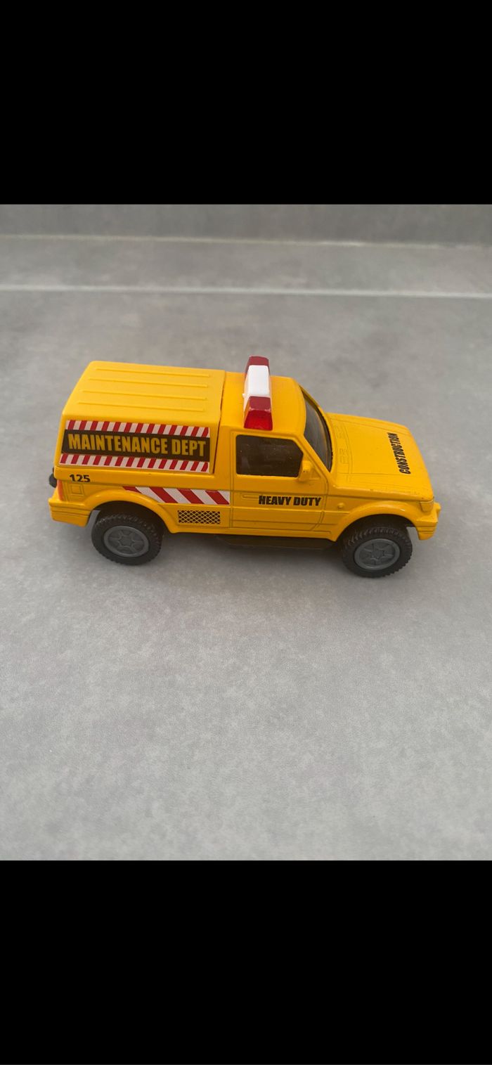 Voiture de chantier maintenance - photo numéro 5
