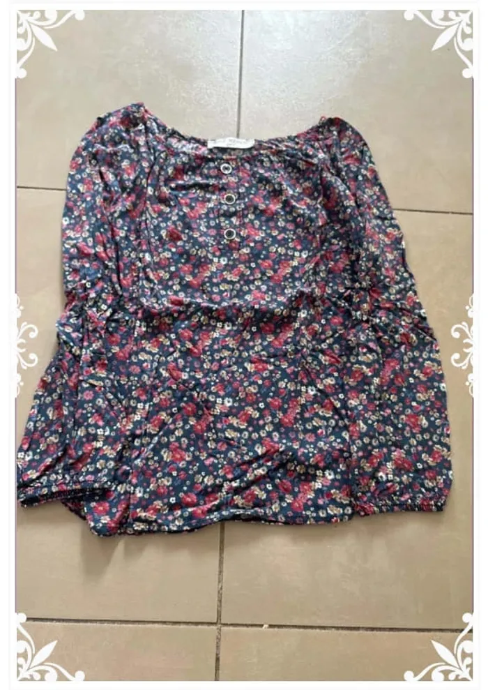 Chemisier à fleur mini mignon Paris taille 8 ans - photo numéro 3
